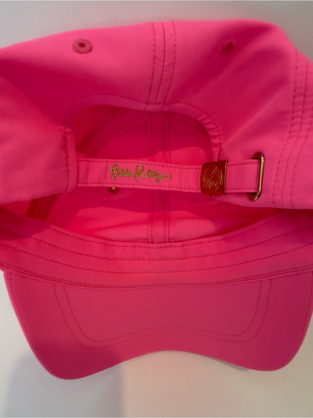 Lilly Pulitzer Roxie Pink Run Around Hat - Picture 3 of 3